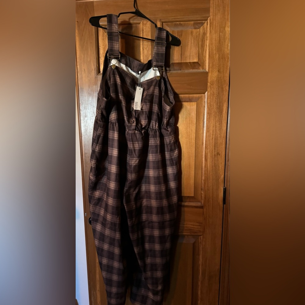 NWT BloomChic Overall Romper